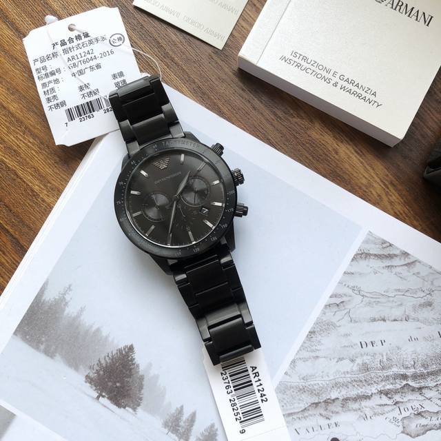 支持香港 美国直邮 正品 全国联保 代工厂正品货源 Armani 阿玛尼本年度最火的一款 钢带男士手表型号AR11242黑色钢带石英表 表盘直径43mm 316